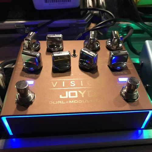 JOYO R-09 Revolution Vision Dual Ch. Stereo Modulation Guitar